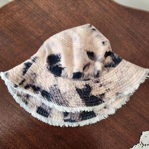 Sonoma Tie-Dye Bucket Hat - Black and Cream